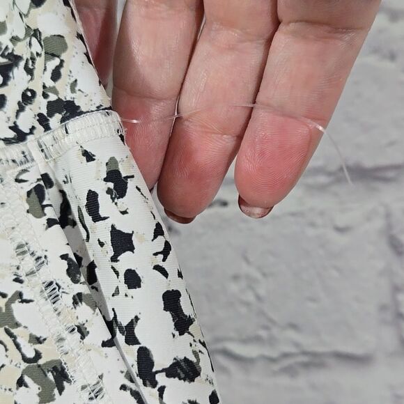 NWOT Old Navy High-Waisted PowerSoft Crop Jogger Pants Cheetah Legging Active - Picture 5 of 13